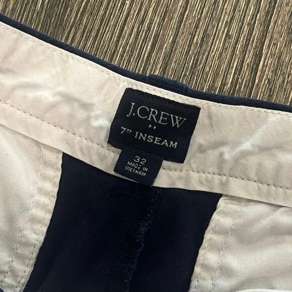 J.Crew Mens 7" Chino Shorts Mid Rise Flat Front Cotton Blend Stretch Navy Sz 32 - Picture 5 of 7